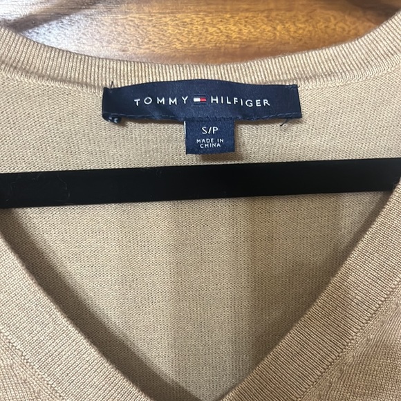 Sweater - Picture 3 of 4